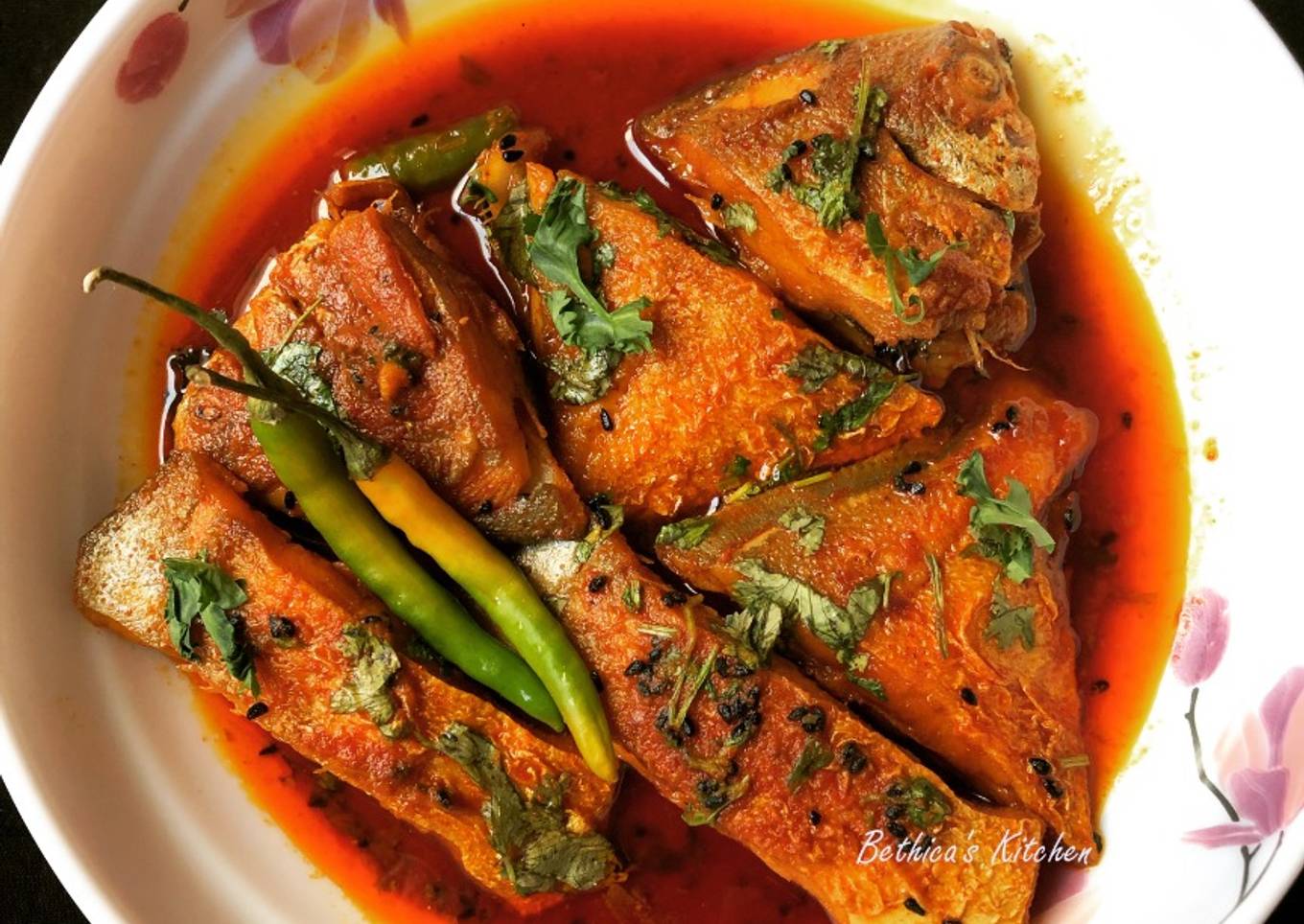 Pomfret Macher Tel Jhaal