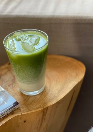 A picture of 🥛 Matcha Oat Latte.