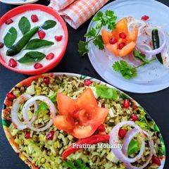 A picture of Sprouted Moong Khichdi.