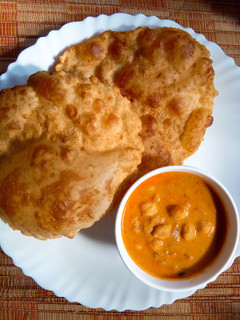 கோதுமை பட்டூரா செய்முறை முக்கிய புகைப்படம்