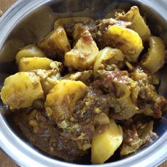 A picture of Aloo tinda masala.