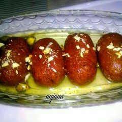 A picture of Leftover roti gulabjamun.