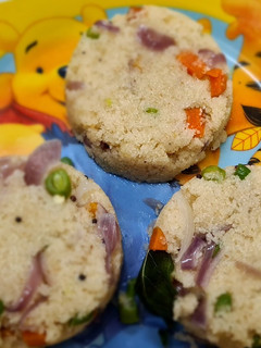 ரவா கிச்சடி (Rava khichadi recipe in tamil) செய்முறை முக்கிய புகைப்படம்