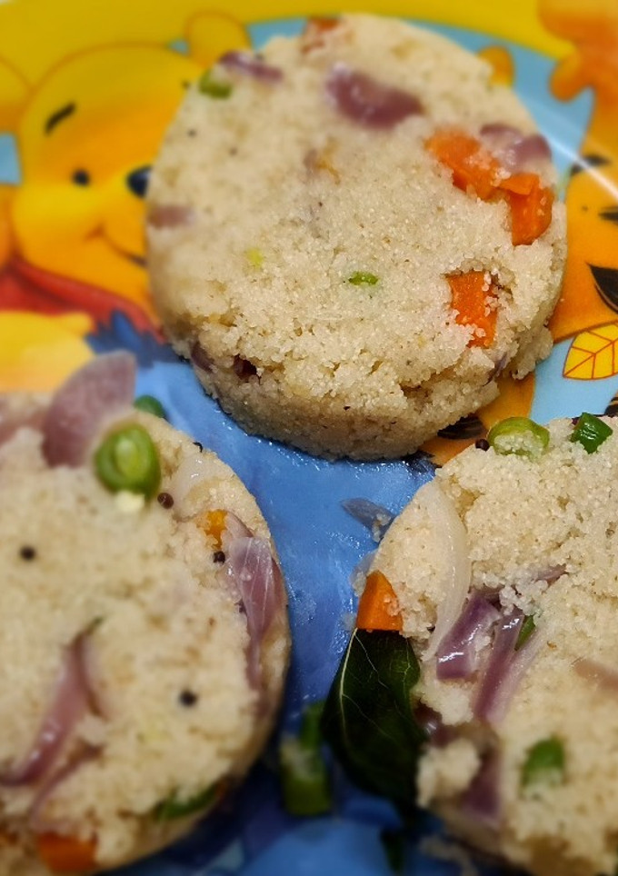ரவா கிச்சடி (Rava khichadi recipe in tamil) செய்முறை முக்கிய புகைப்படம்