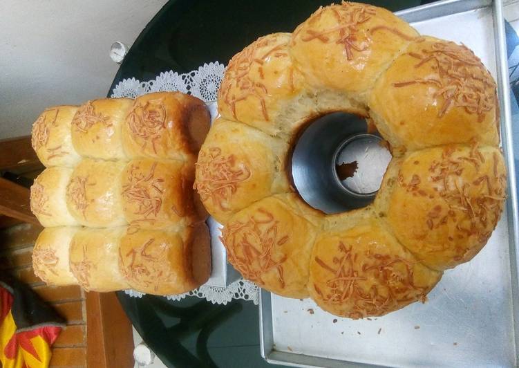 Resep: Roti sobek coklat toping keju Yang Enak