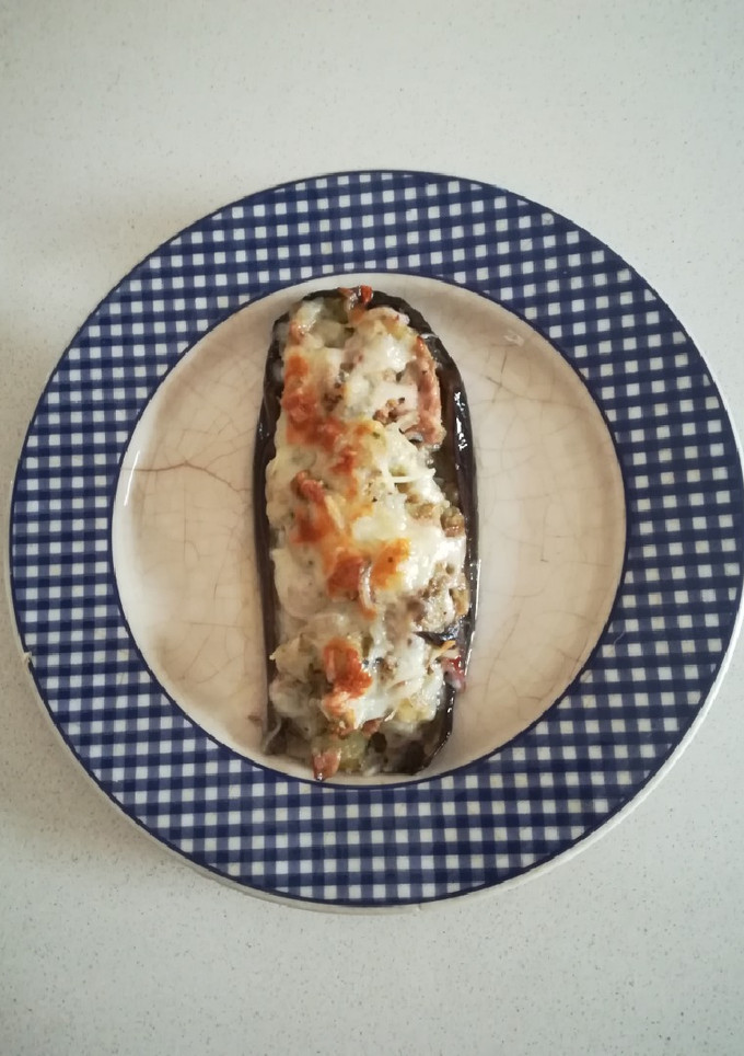 Una foto de Berenjenas rellenas de atún y queso gratinado (Olla Gm g)