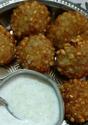 A picture of Sago vada.