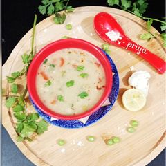 A picture of Oats Vegetable Soup.