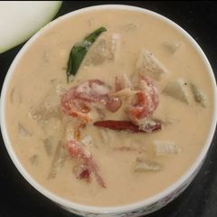 A picture of Ash gourd coconut curd curry.