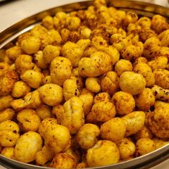 A picture of Masala makhana.