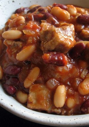 A picture of Pork & Beans.