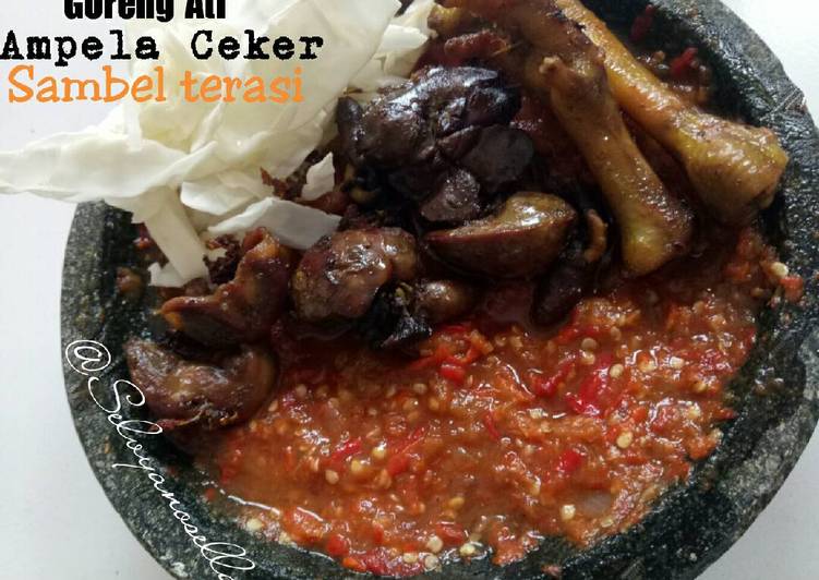 Ati ampela Goreng + Ceker