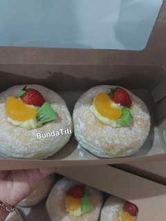 Foto resep 771.Donat Vla Buah