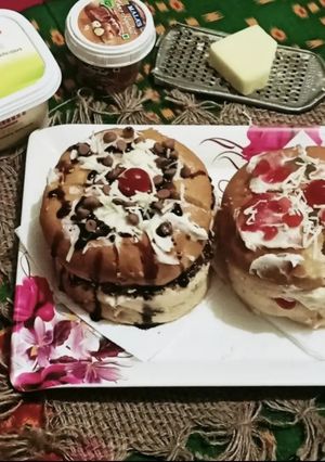 A picture of Maska Bun (no cook recipe).