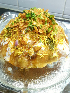 A picture of Raj Kachori/ Gappa Ghotala 😋.