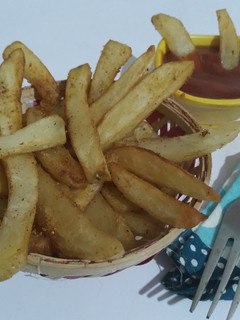 ફ્રેન્ચ ફ્રાય (French Fry Recipe In Gujarati) રેસીપી મુખ્ય ફોટો