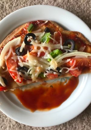 A picture of Vegan Garden Pizza.