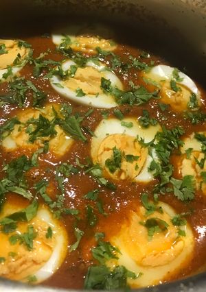 A picture of Egg Curry.