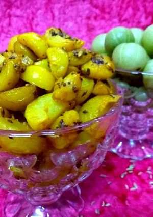 A picture of Amla pickle.