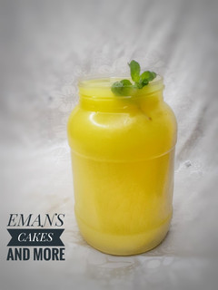 A picture of Ginger juice.