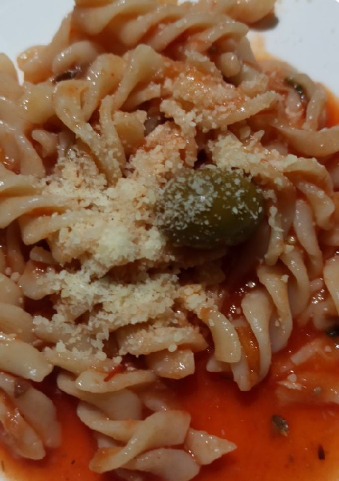 Una foto de Pasta a la puttanesca SPG
