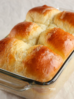 A picture of No-Knead Bread [Fluffy Bread].