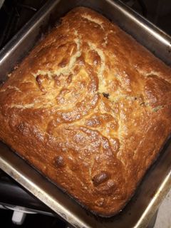 Una foto de Pan de guineo 🍌🍞