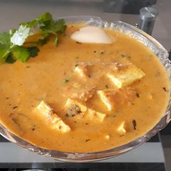 A picture of Shahi paneer.