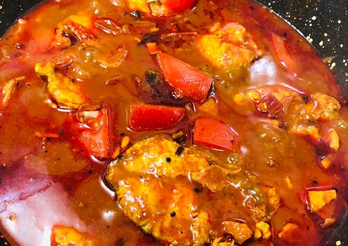 Kottayam Fish Curry || Meen Mulakittathu
