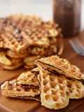 Waffeln mit Nuss- Nougat-füllung