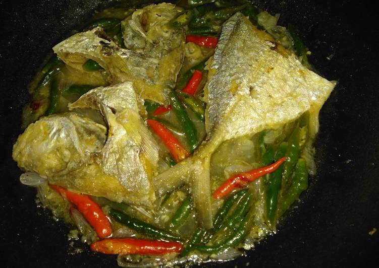 Ikan Kue Kuah Asam