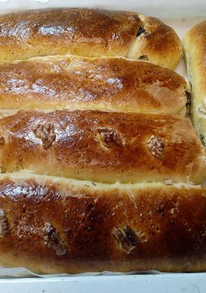 Mákos és diós bejgli aszalt gyümölcsökkel....... recept fotója