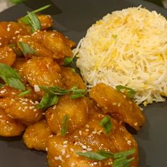 Orange chicken 🍊🍛 A picture of Orange chicken 🍊🍛.
