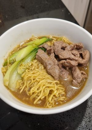 รูปของ มาม่าเนื้อชิ้น Indomie ของอินโด