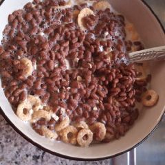 Cereal breakfast A picture of Cereal breakfast.