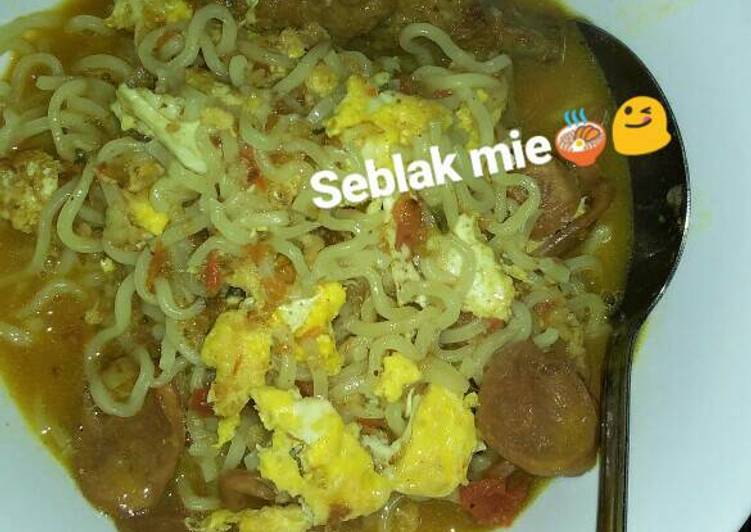 Bagaimana Menyiapkan Seblak indomie Anti Gagal