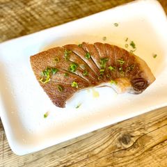 A picture of 🐟 Tuna belly pan grilled - Ventresca de atun a la plancha.