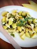 Straccetti di pollo alla senape con piselli e patate