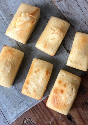 Une photo de Mini cakes citron /coco