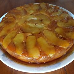A picture of Eggless upside down apple cake.