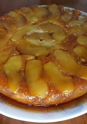 A picture of Eggless upside down apple cake.