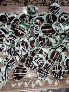 صورة لوصفة حلوى سهلة وسريعة ببقايا الفقاص والصابلي