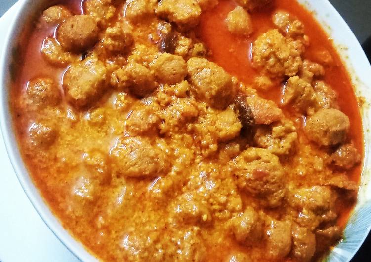 Soya chunk Korma