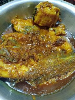 বোয়াল মাছের টক ঝাল(Boyal macher tok jhal recipe in Bengali) রেসিপির প্রধান ছবি