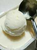 ไอศกรีมนมสด