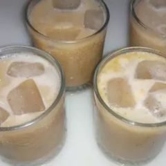 A picture of Dates Milkshake.