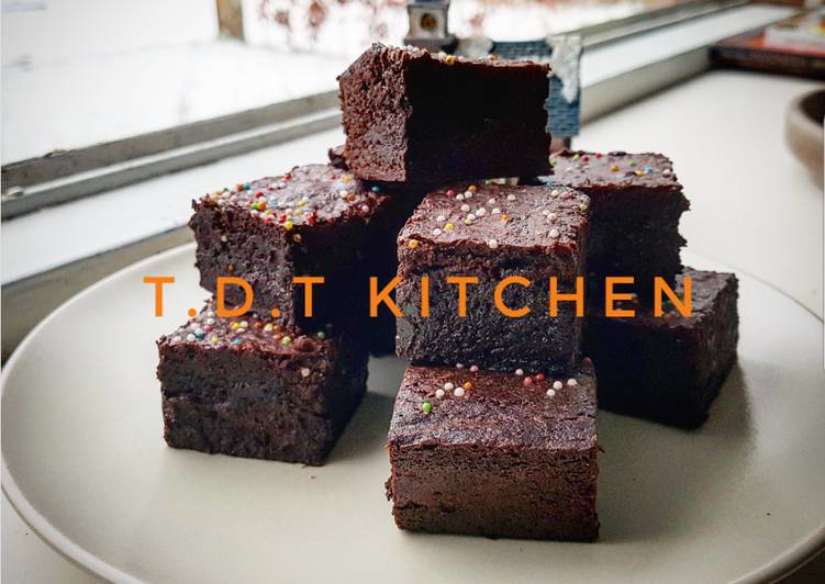 Fudgy cocoa brownies