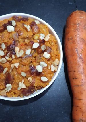 A picture of Carrot & Dates Halwa.