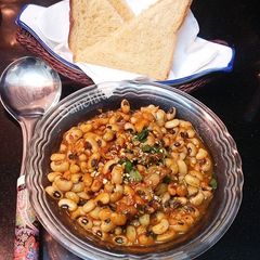 A picture of Crockpot Baked Beans.