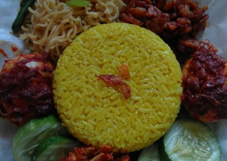 Nasi Kuning